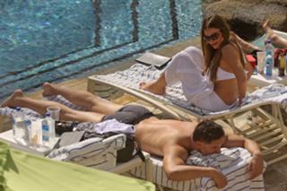 Sofía Vergara feet photo thumbnail