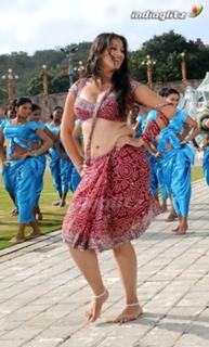 Raai Laxmi feet photo thumbnail