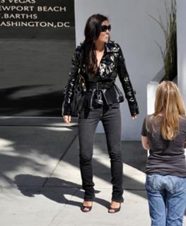 Audrina Patridge feet photo thumbnail