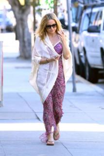 Kate Hudson feet photo thumbnail