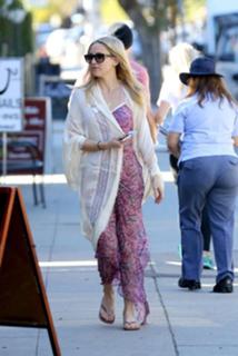 Kate Hudson feet photo thumbnail