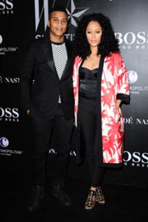 Tia Mowry feet photo thumbnail