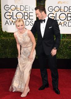 Anna Faris feet photo thumbnail