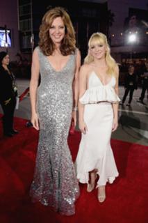 Anna Faris feet photo thumbnail
