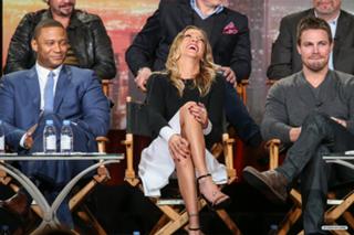 Katie Cassidy feet photo thumbnail