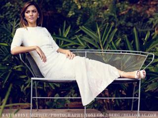Katharine McPhee feet photo thumbnail