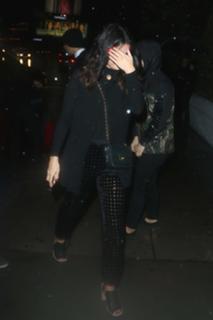Selena Gomez feet photo thumbnail