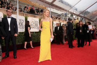 Naomi Watts feet photo thumbnail