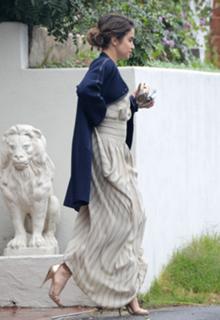 Nikki Reed feet photo thumbnail