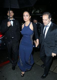 Salma Hayek feet photo thumbnail