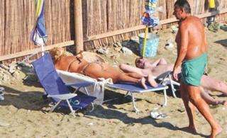 Fei Skorda feet photo thumbnail
