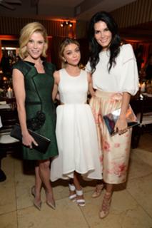 Sarah Hyland feet photo thumbnail