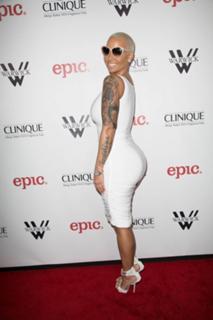Amber Rose feet photo thumbnail