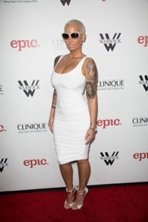 Amber Rose feet photo thumbnail