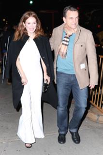 Julianne Moore feet photo thumbnail