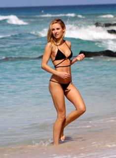 Kimberley Garner feet photo thumbnail