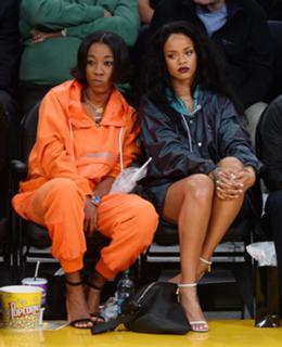 Rihanna feet photo thumbnail