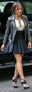 Christina Milian feet photo thumbnail
