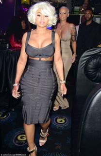 Amber Rose feet photo thumbnail