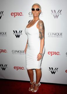 Amber Rose feet photo thumbnail