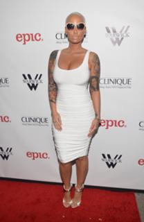 Amber Rose feet photo thumbnail