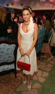 Lacey Chabert feet photo thumbnail