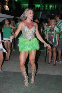 Juliana Salimeni feet photo thumbnail