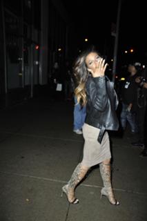 Christina Milian feet photo thumbnail