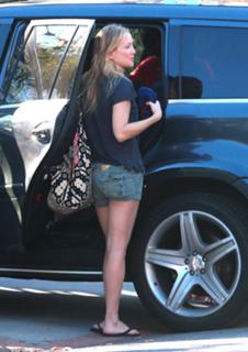 Kate Hudson feet photo thumbnail
