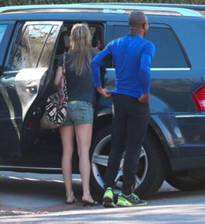 Kate Hudson feet photo thumbnail