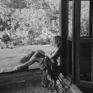 Grazi Massafera feet photo thumbnail