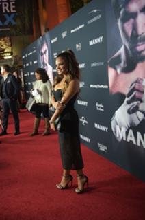 Christina Milian feet photo thumbnail