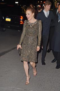 Julianne Moore feet photo thumbnail
