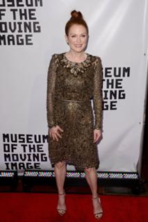 Julianne Moore feet photo thumbnail