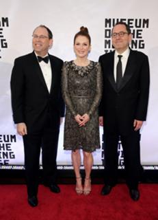 Julianne Moore feet photo thumbnail