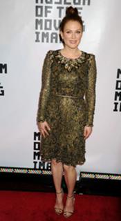 Julianne Moore feet photo thumbnail