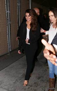 Lea Michele feet photo thumbnail
