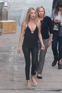 Charlize Theron feet photo thumbnail