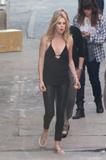 Charlize Theron feet photo thumbnail