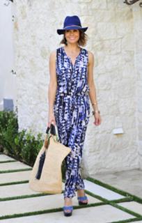 Brooke Burke feet photo thumbnail