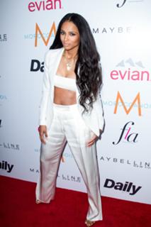 Ciara feet photo thumbnail