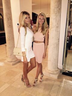 Charlotte McKinney feet photo thumbnail