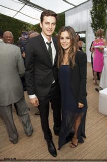 Rachel Bilson feet photo thumbnail