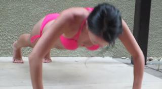 Brittney Smith feet photo thumbnail