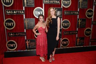Sophie Turner feet photo thumbnail