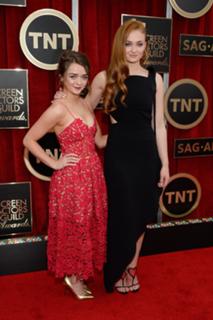 Sophie Turner feet photo thumbnail