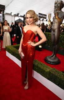 Sophia Bush feet photo thumbnail