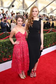 Sophie Turner feet photo thumbnail