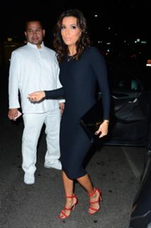Eva Longoria feet photo thumbnail