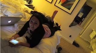 Brittney Smith feet photo thumbnail